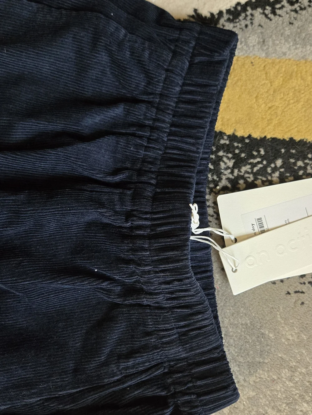 Men's Wide-Leg Navy Corduroy Pants